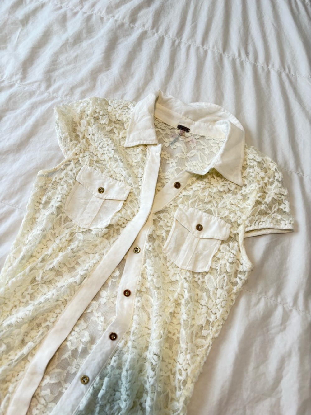 🤍👼🏼White Lace Button-Up Shirt - Sheer Floral Top